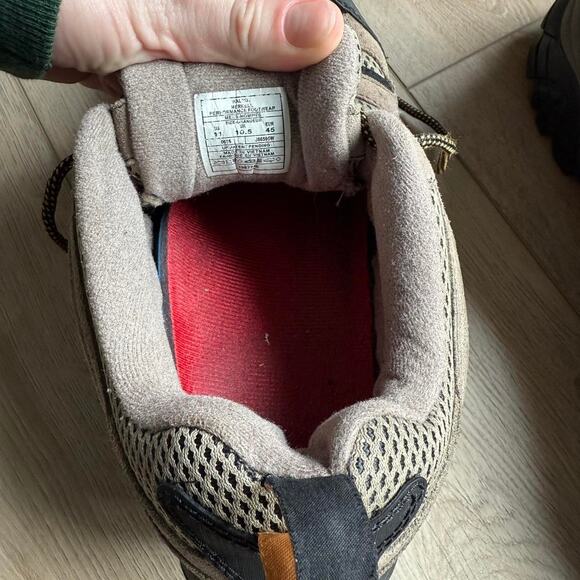 Merrell moab 2 vent brown outdoors hiking shoes size 11